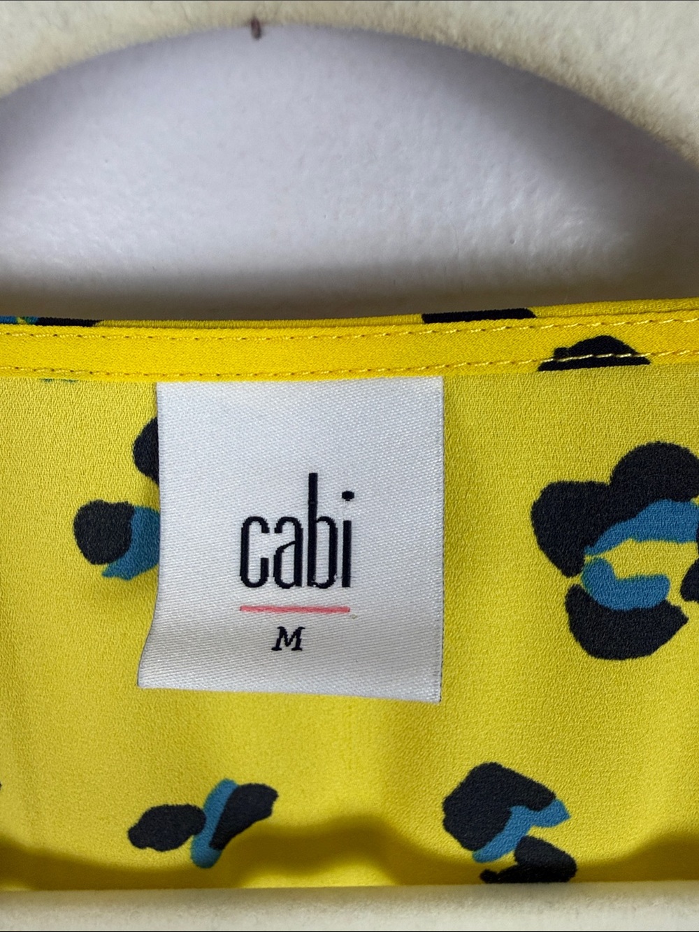 Cabi Presentation Blouse Yellow Floral Cheetah Print Tie Front Peplum M - Picture 3 of 12
